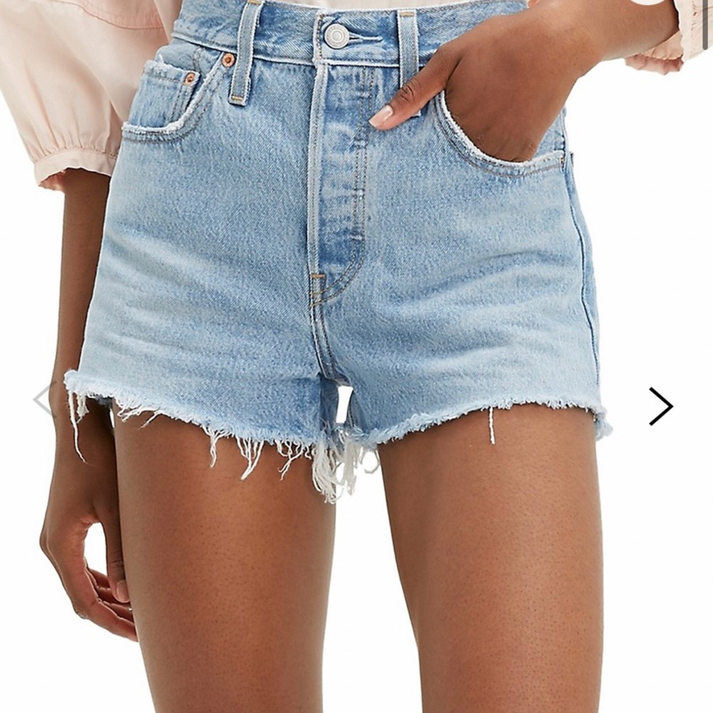 Levi’s high waisted shorts (never been worn!)
